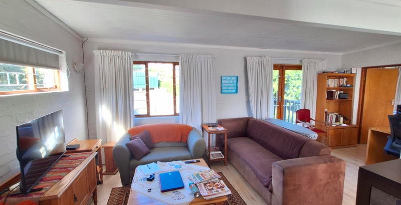 2 Bedroom Property for Sale in Fraaiuitsig Western Cape
